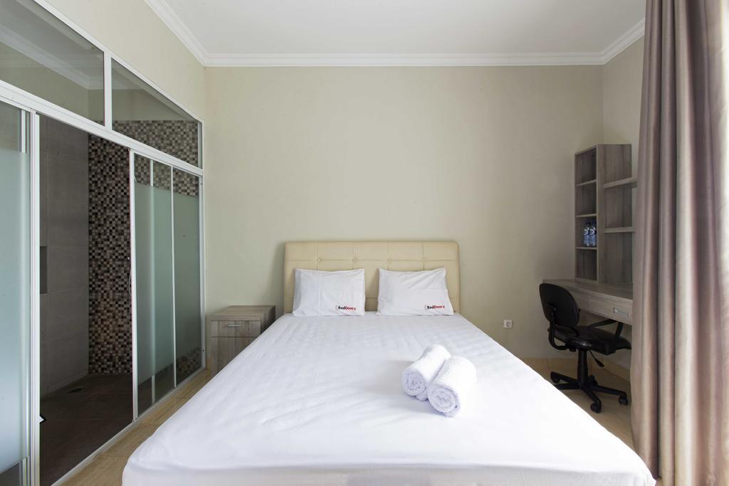 Guest house Reddoorz @ Pejompongan 2*