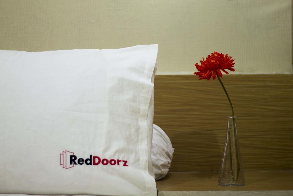 Guest house Reddoorz @ Pejompongan 2*